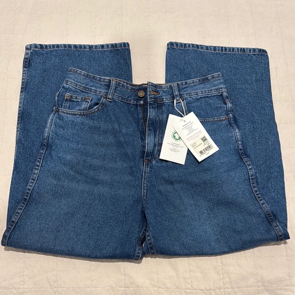 Classic Blue Denim Jeans - Picture 1 of 10